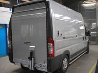 furgon puerta elevadora